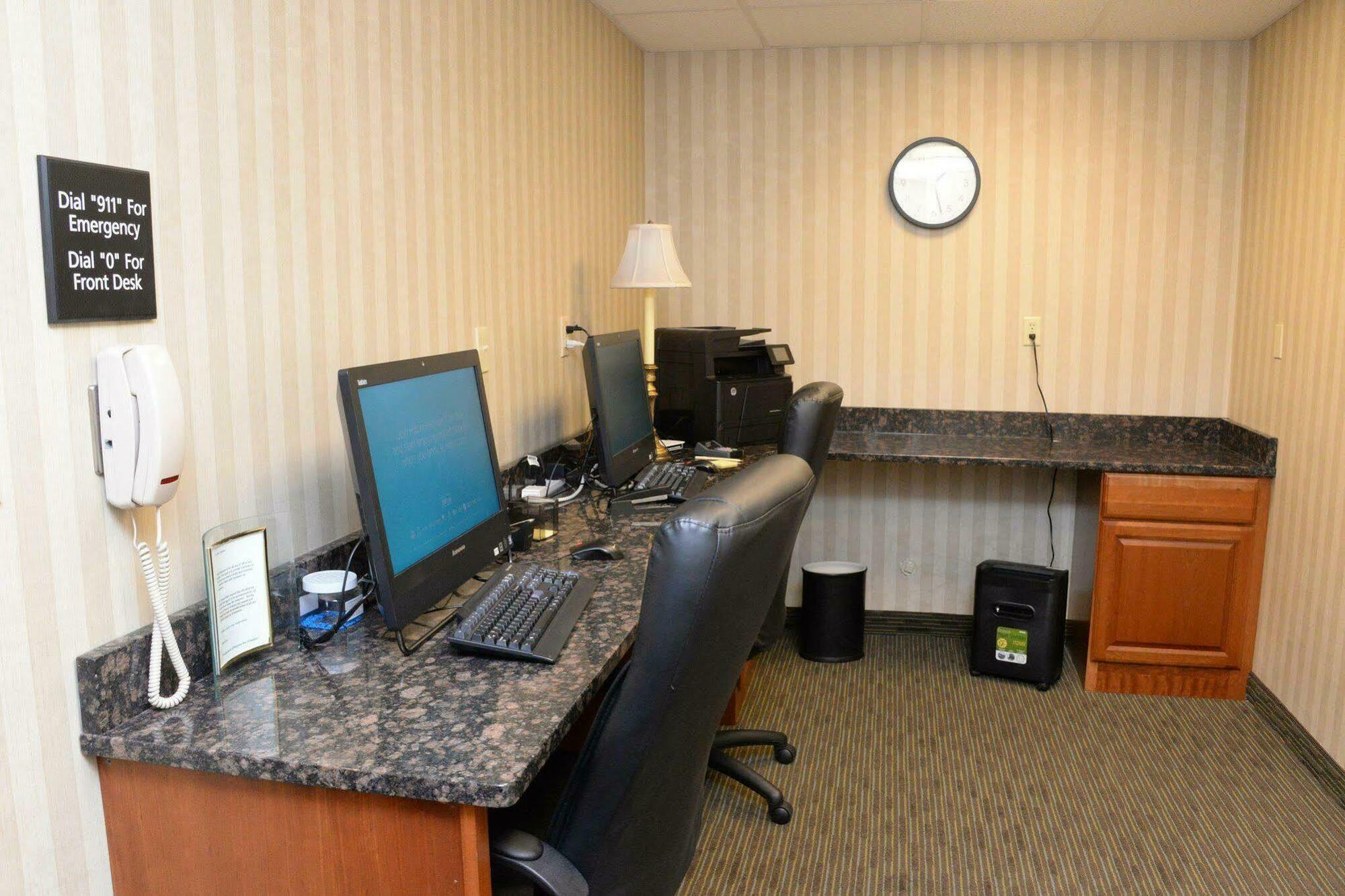 Hampton Inn Abingdon Exteriér fotografie